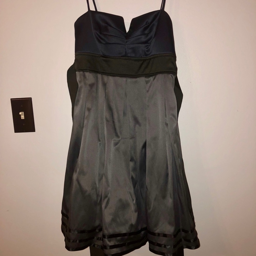 SEMI-FORMAL DRESS